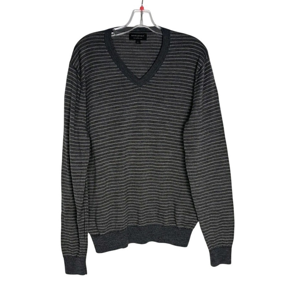Banana Republic Sweater Mens L Gray Striped 100% Merino Wool Knit V Neck